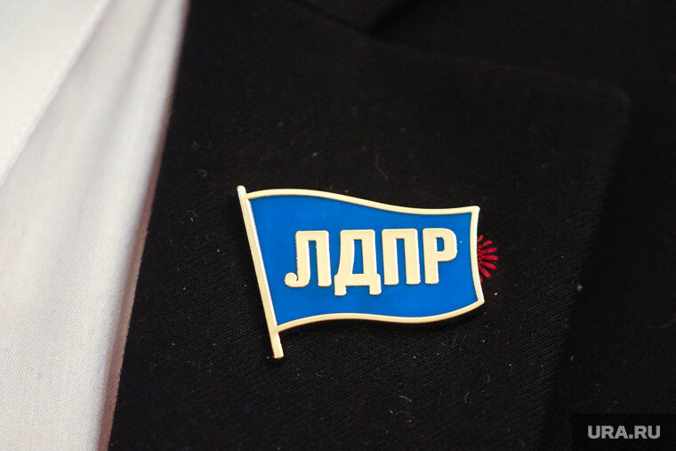    Партия приняла решение о кандидате на выборы президента во время съезда в Москве