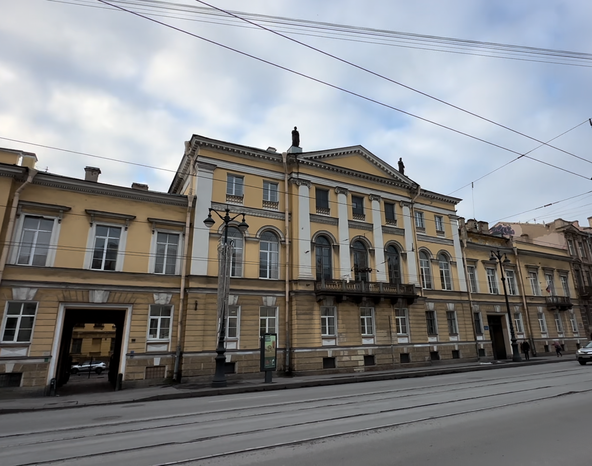 По Кадетской линии до набережной Макарова на Васильевском острове  Санкт-петербурга. | Павел Бочкарев Путешествуем вместе | Дзен