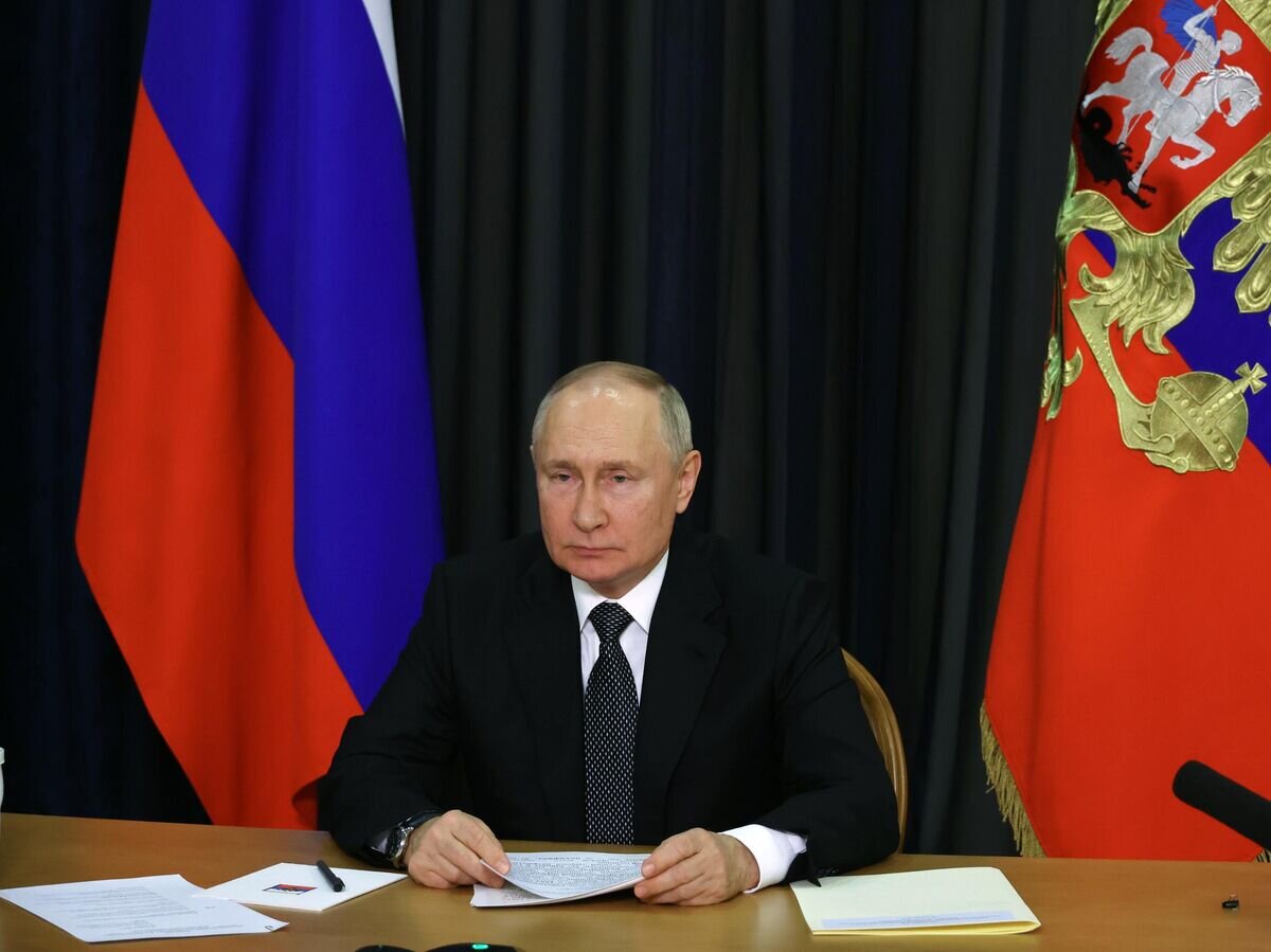    Президент РФ Владимир Путин в формате видеоконференции принимает участие в пленарной сессии Всемирного русского народного собора© РИА Новости / Михаил Климентьев