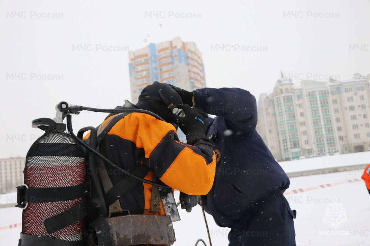 Орловские спасатели-водолазы подтвердили квалификацию | ГУ МЧС России по  Орловской области | Дзен