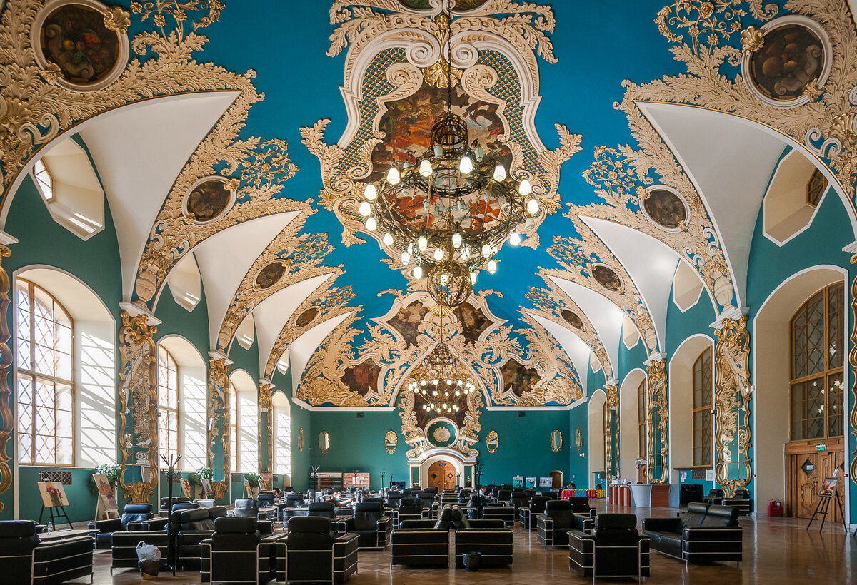 зал повышенной комфортности казанский вокзал. расписан вокзал. евгений лансере казанский вокзал. лансере евгений е. лансере роспись казанского вокзала.