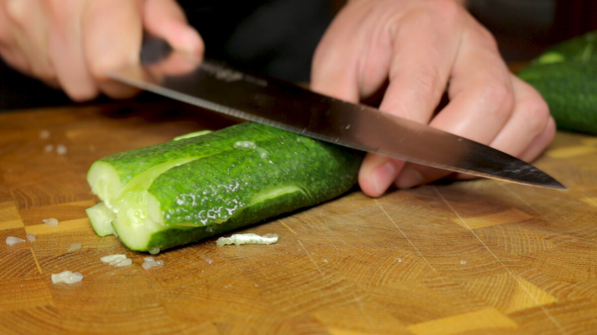 Битые огурцы по-китайски 🥒🥗 | Несложная COOLинария | Дзен