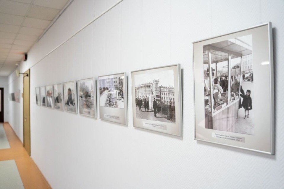    На выставке представлены снимки, сделанные с конца 19 века по настоящее время. Фото: киров.рф