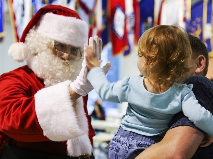     Письмо Деду Морозу — это исконно русская традиция, позволяющая приобщить ребенка к народным обычаям. ФОТО: Pxhere.com