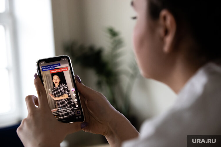    Тиктокер Даня Милохин мечтает вернуться в Россию