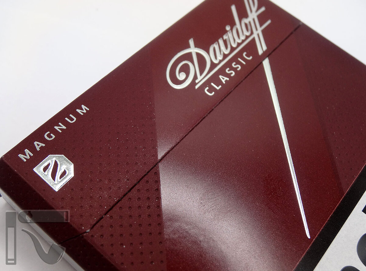 Сигареты Davidoff Classic Magnum. Фото: © канал "Уголок Курильщика"