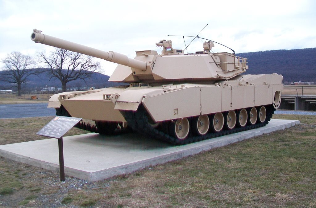 M 105 1. Танк Абрамс м1а1. Абрамс m1 CATTB. M1 Abrams 105. М1 Абрамс 105 мм.