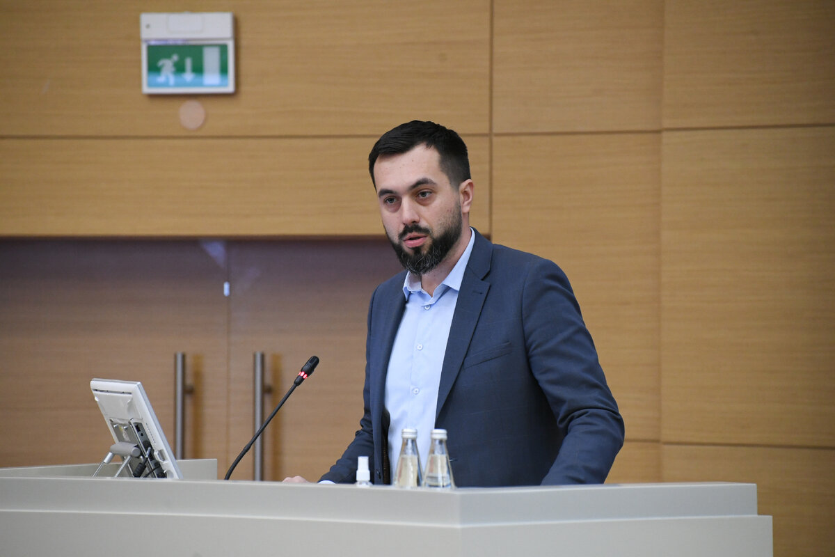 Ратмир Дашкин предложил создать в Татарстане Центр пилотирования технологий, на котором можно было бы «обкатывать существующие технологии и создавать новые продукты». Фото: rais.tatarstan.ru