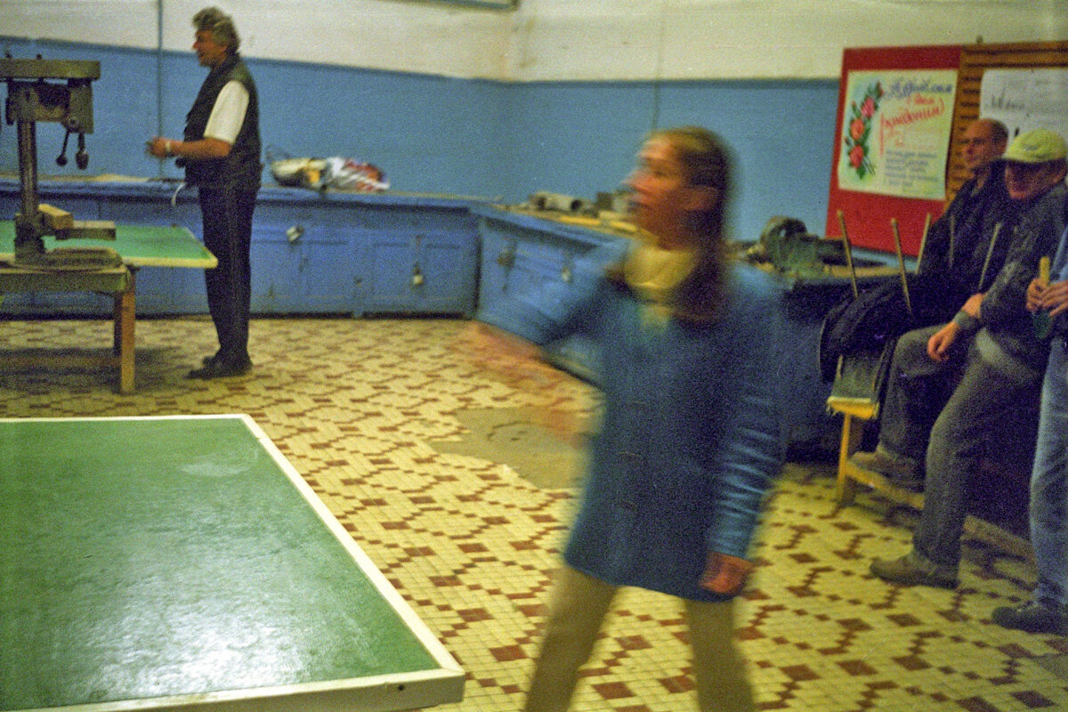 Соревнования по настольному теннису в электроцехе. Ольга Орлова.  Листайте.