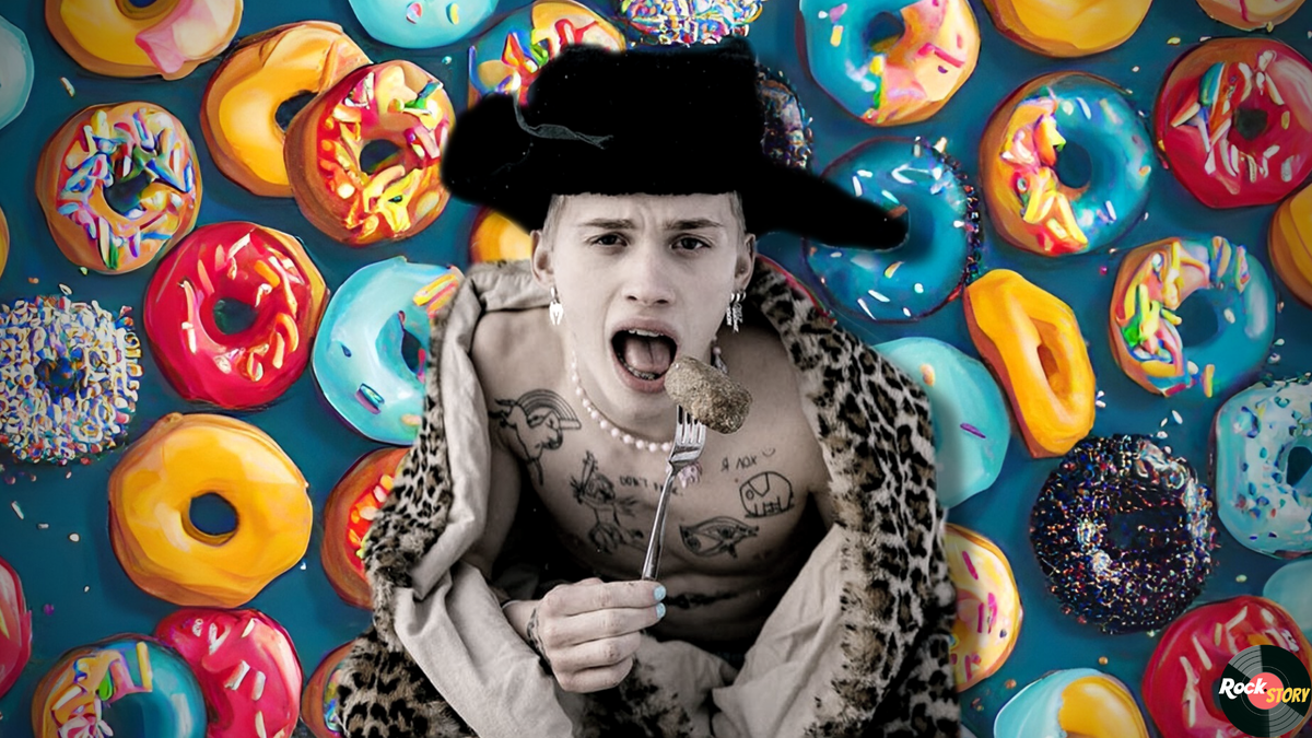 На фотографии: Даня Милохин