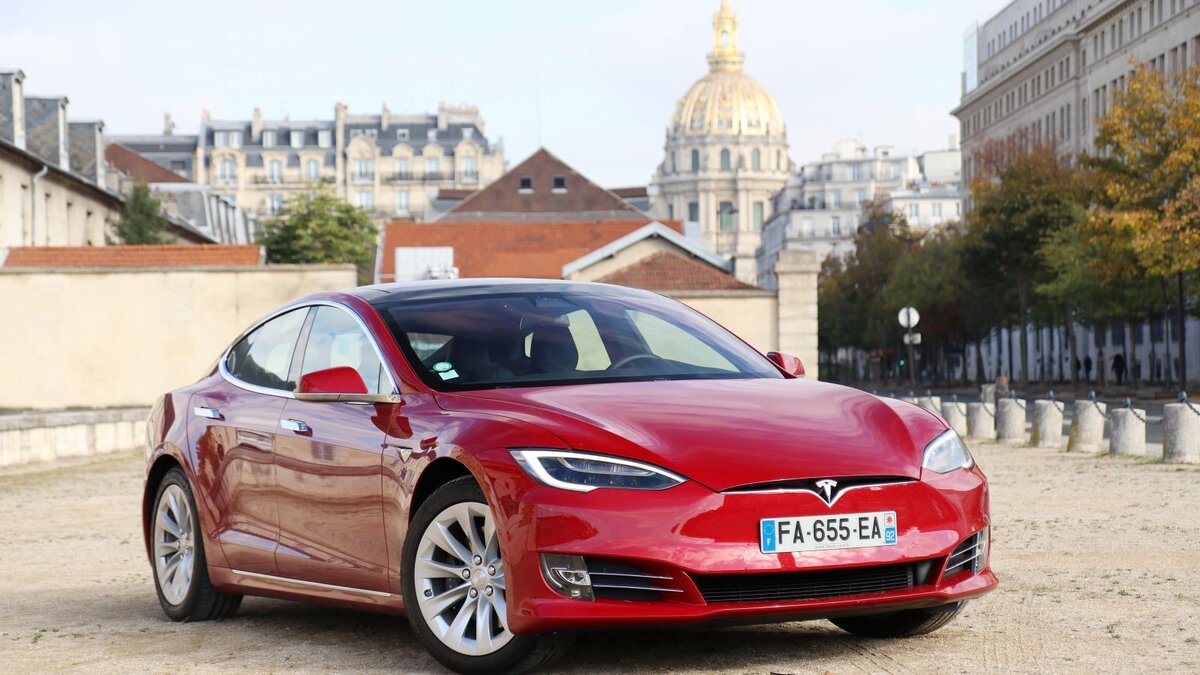    Tesla