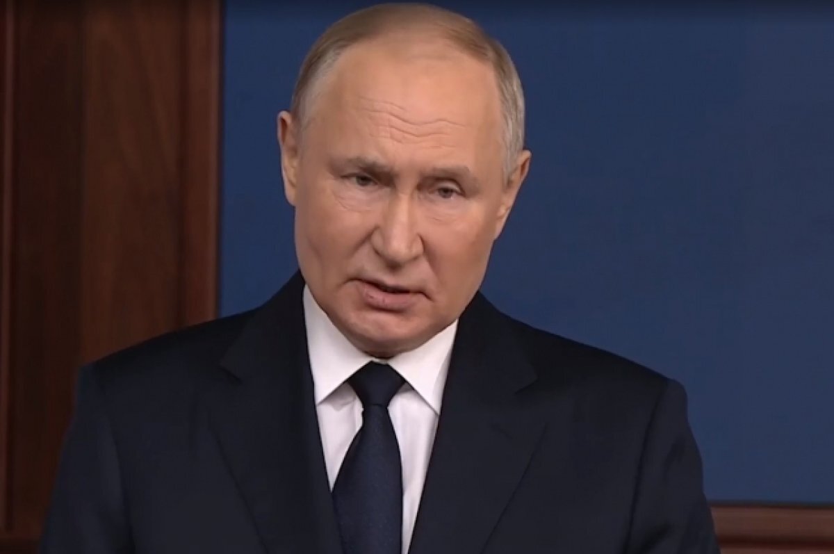   Путин поручил создать центры подготовки сборных в регионах