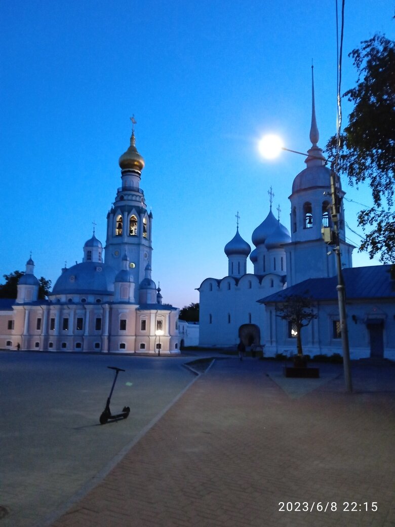 Белая ночь рингтон. Белая ночь рингтон. Группа форум белая ночь. Пластинка 1987. Мелодии белой ночи 1976.