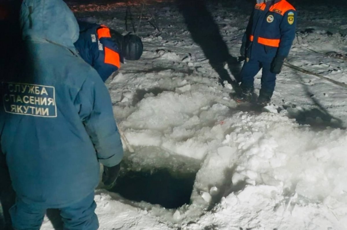    В Якутии нашли тело одного из мужчин, провалившихся под лед на реке Лена