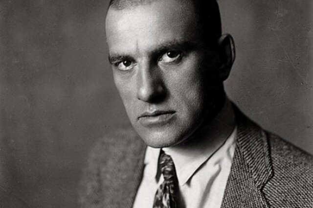    В Казани Маяковский побывал трижды. Каждый раз город очень тепло встречал поэта. Фото: Public Domain