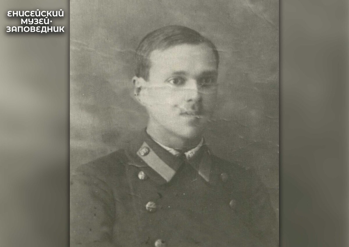 Ученик последнего класса гимназии Алексей Александрович Баландин.