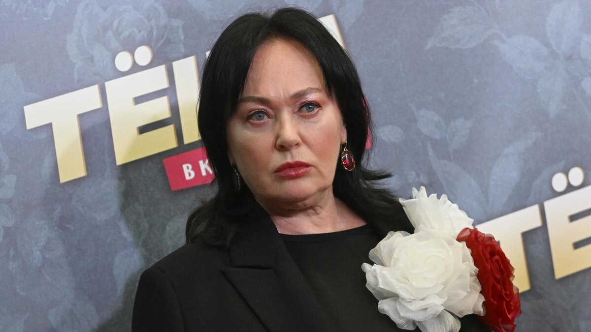    Думаете, звезды на Новый год едят только деликатесы? Вот что стоит на столе Гузеевой, Тодоренко, Валерии и других© РИА Новости | Кирилл Каллиников