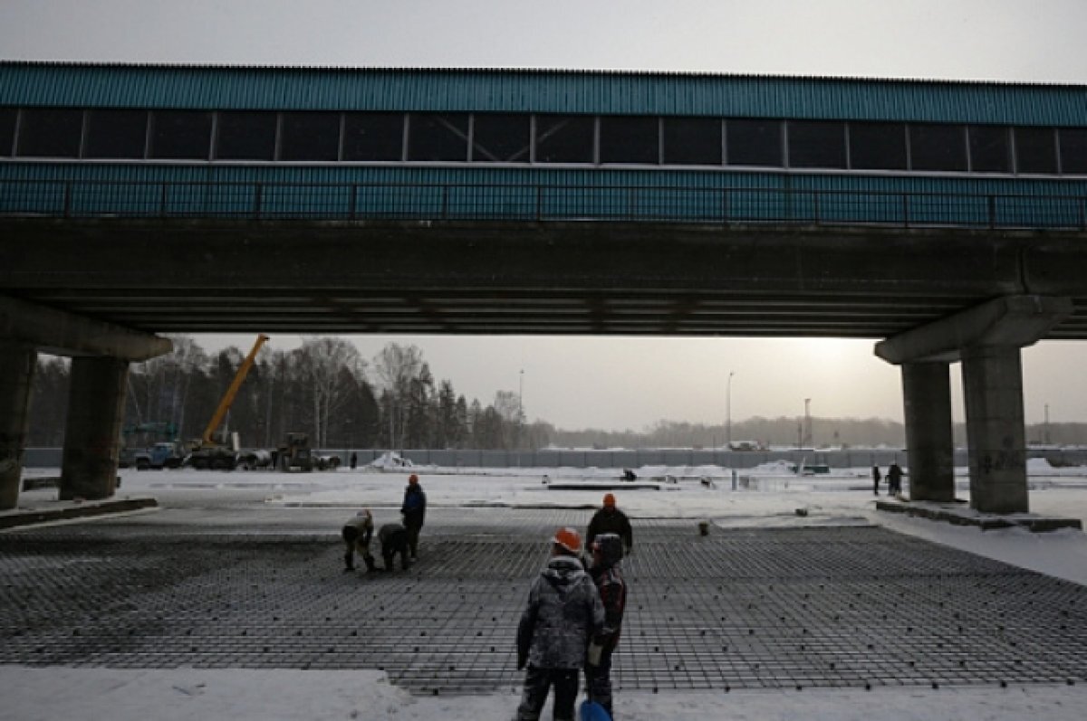 Спортивная станция метро новосибирск новости. Метромост Новосибирск станция спортивная. Станция метро метромост Новосибирск. Новая метромост Новосибирск. Недостроенная станция спортивная Новосибирск.