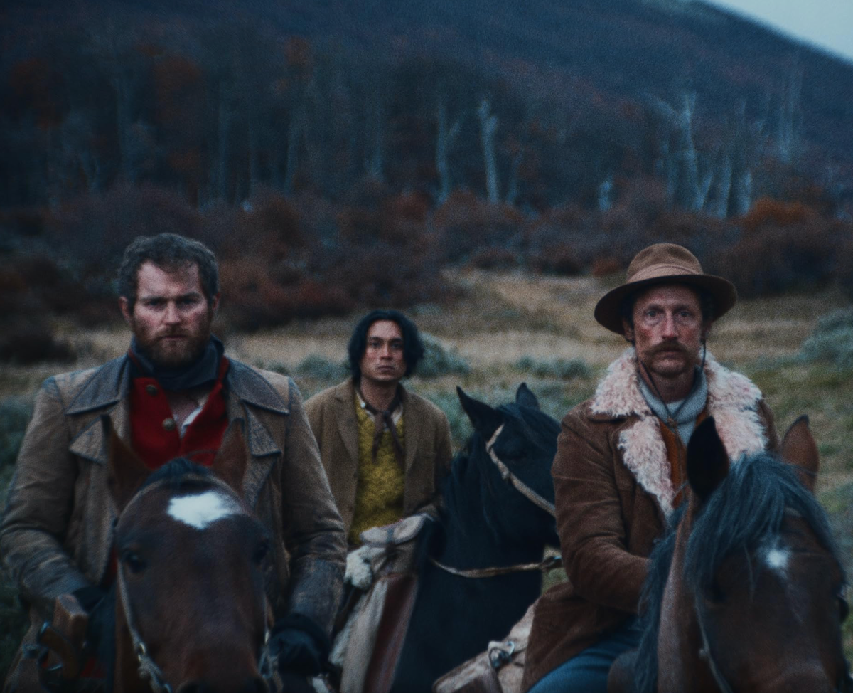 Кадр из фильма "Поселенцы"