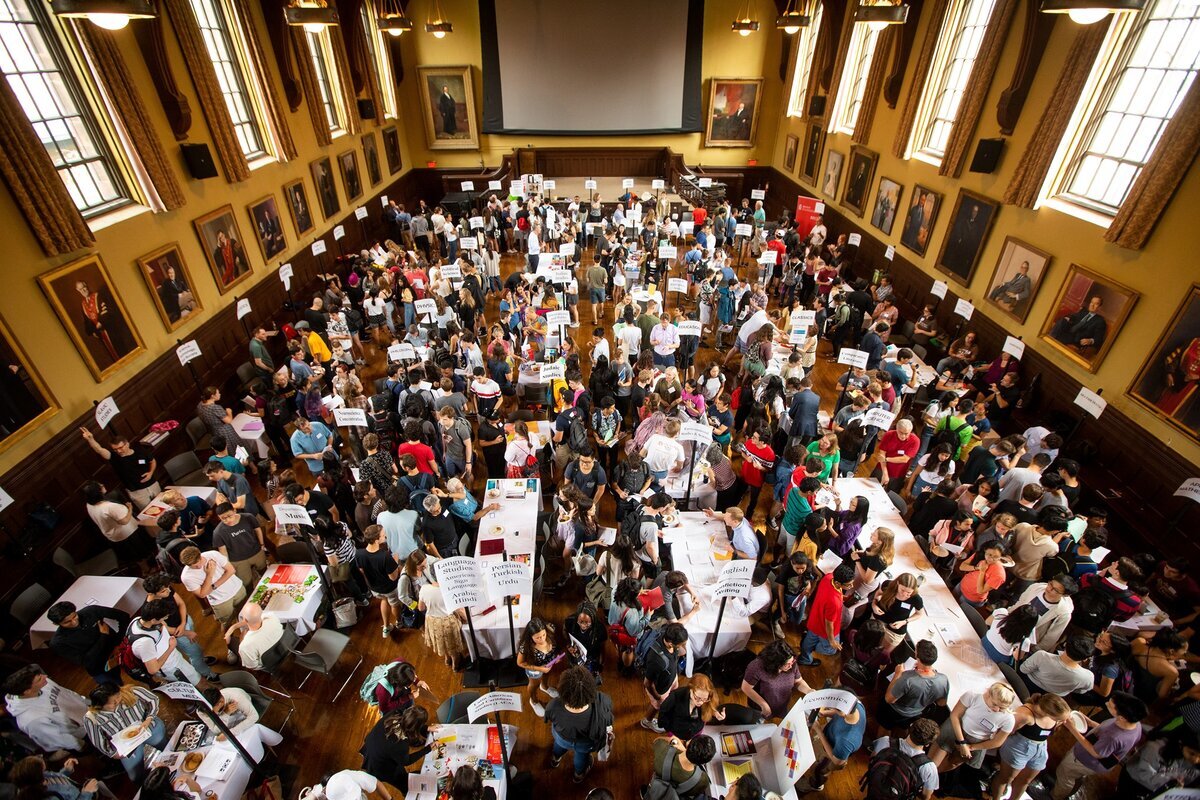 Brown University (BU), Брауновский университет: здравствуй, Лига Плюща ...