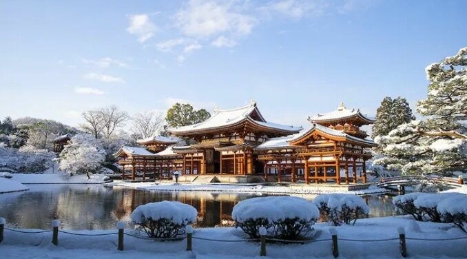 Зал Феникса Бёдо-ин в снегу. 