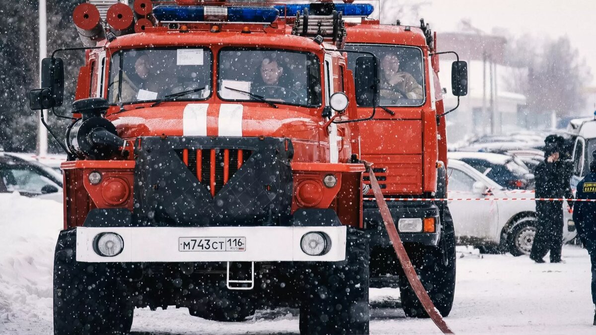     С 29 декабря по 9 января сотрудники МЧС Татарстана перейдут на усиленный режим работы. Об этом в ходе пресс-конференции заявил главный государственный инспектор республики по пожарному надзору Максим Трущин.