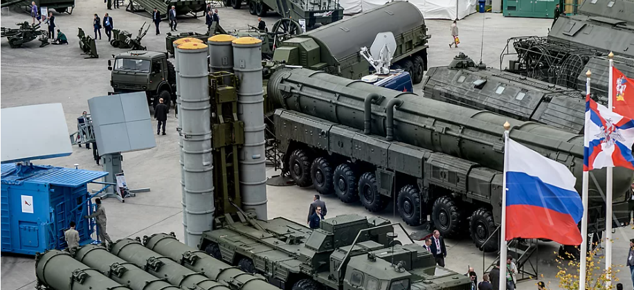 Добрый день всем любителям персидской роскоши. Информация о том, что Иран впервые за несколько десятилетий закупит военную технику за рубежом осталась без должного внимания широкой общественности.-2