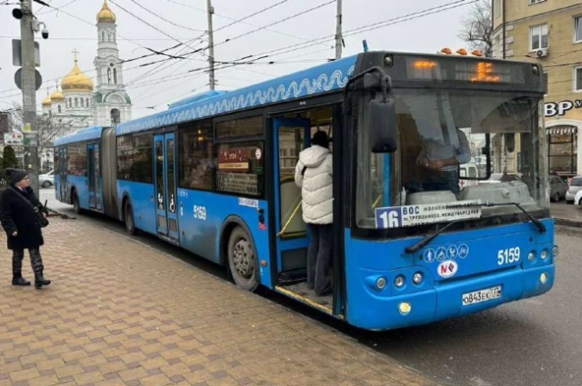    В Ростове на городские маршруты №№ 16 и 71 вышли автобусы-гармошки