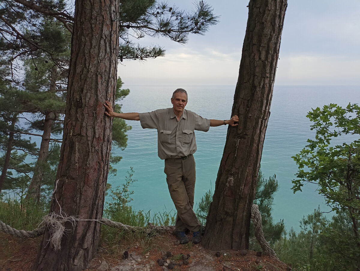 На Ведьминой поляне