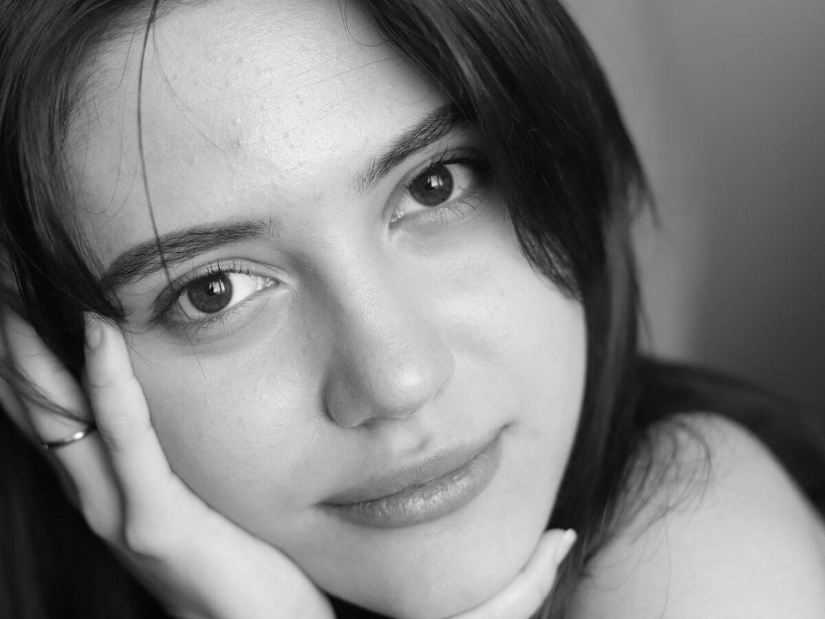 Да, это был траур по здоровой коже 