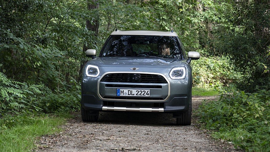    На фото: Mini Countryman C