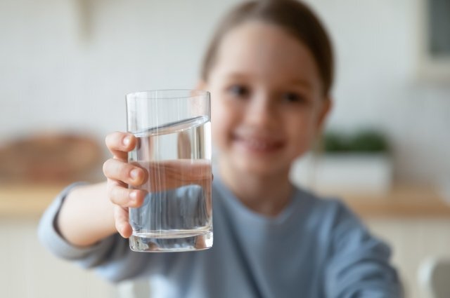    Чем детская вода отличается от обычной?
