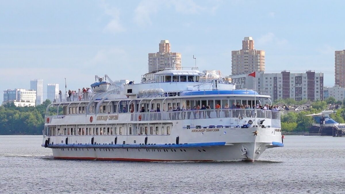 Круиз на теплоходе из москвы. Составить теплоход. Речной круиз санкт-петербург валаам кижи. Волга дрим речные круизы. Теплоход октябрьская революция.