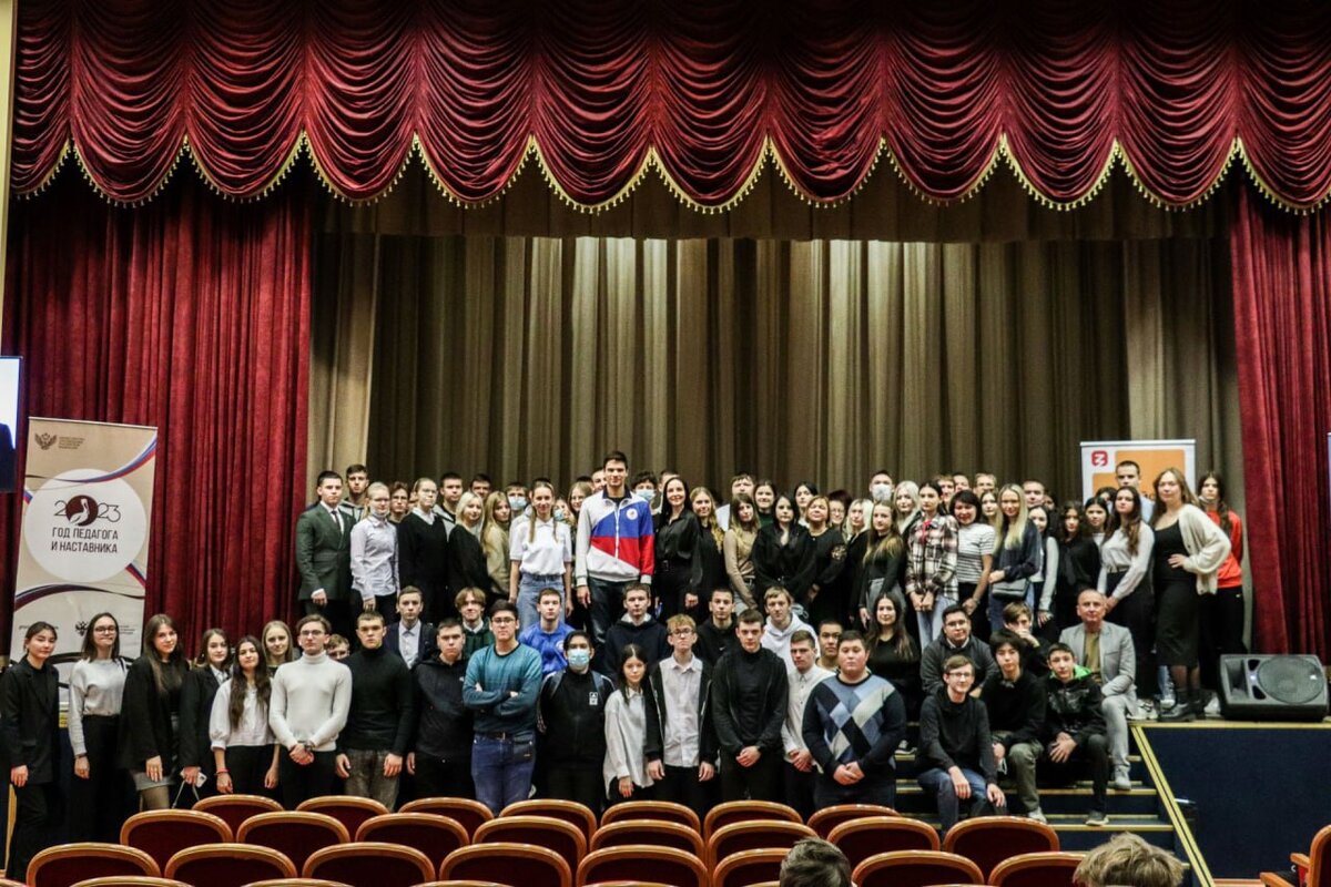    В Оренбурге прошла встреча с двукратным олимпийским чемпионом Евгением Рыловым Кристина Просвиркина