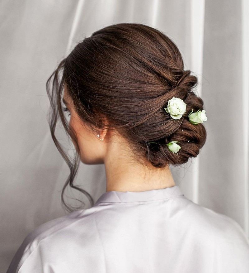 Updo Images - Browse 862,393 Stock Photos, Vectors, and Video Adobe Stock