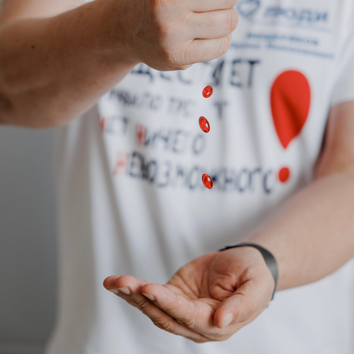 ⠀
1️⃣ Купить Детралекс и принимать его каждые полгода
⠀
2️⃣ Сходить на капельницы , на различные физрастворы - но ничего из этого не работает
⠀
3️⃣ Попробовать поискать где-то на просторах нашей страны или земного шара лучших дуремаров , которые поставят вам лучшую пиявку. Но, опять же, она не даст вам НИ-ЧЕ-ГО кроме осложнений
⠀
4️⃣ Тратить деньги на мази, так как кроме облегчения симптомов они не помогут, поэтому для лечения варикоза не подходит
⠀
5️⃣ Ну и последнее: вы также можете найти специалистов по дыханию, прочистить печень и прочие бездейственные процедуры .
⠀
Данные способы не дадут результата. Наилучший и эффективный результат вы сможете получить обратившись к специалисту, то есть - к флебологу🙌🏻
⠀
📲 +7 (495) 182-75-75