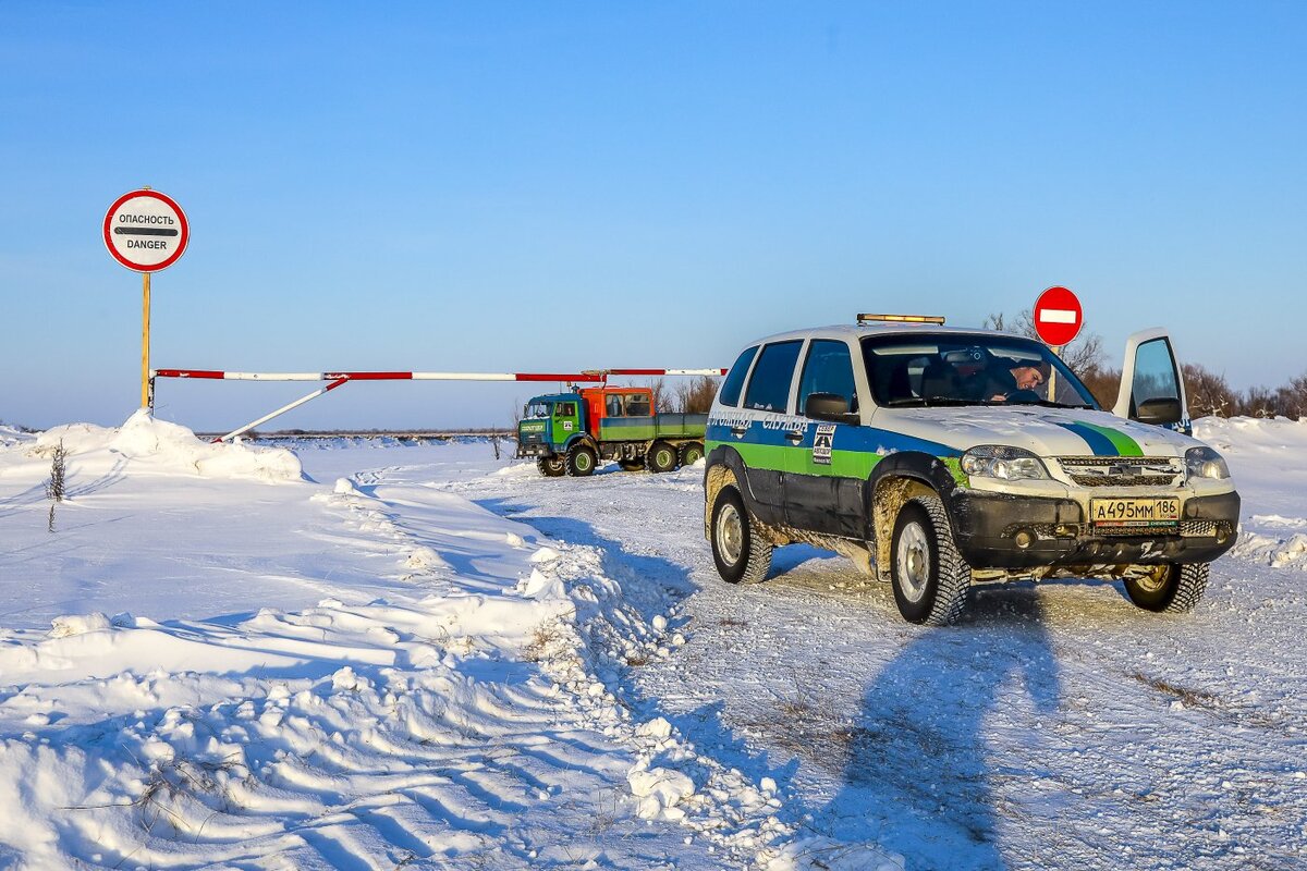    В Югре начали работу семь зимних автодорог