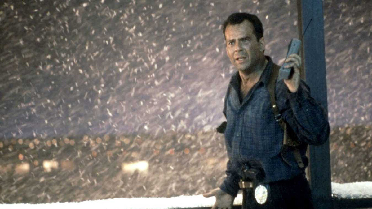 Кадр из фильма "Крепкий орешек" - 2 