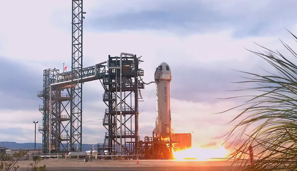 Старт ракеты-носителя New Shepard в декабре 2023 года, кадр из видео Blue Origin 