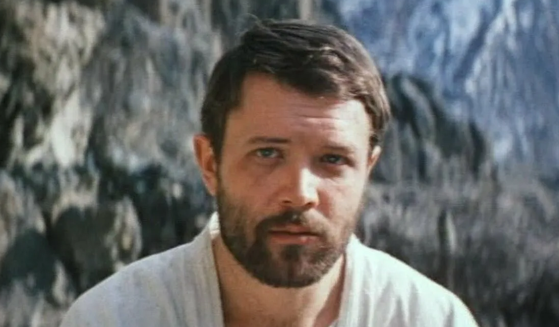 Кадр из фильма "Непобедимый", 1983.