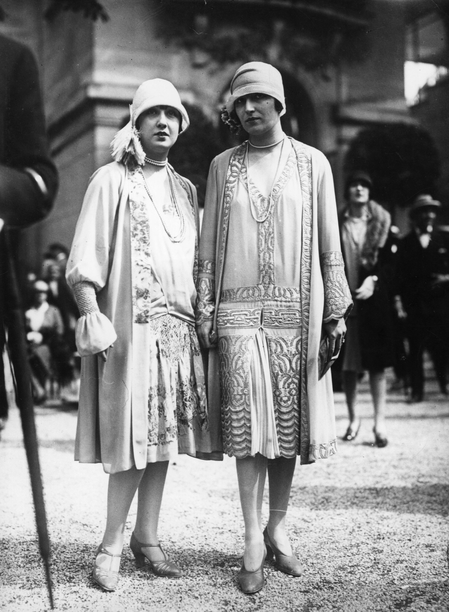 девушки в 1920-е носили такие платья