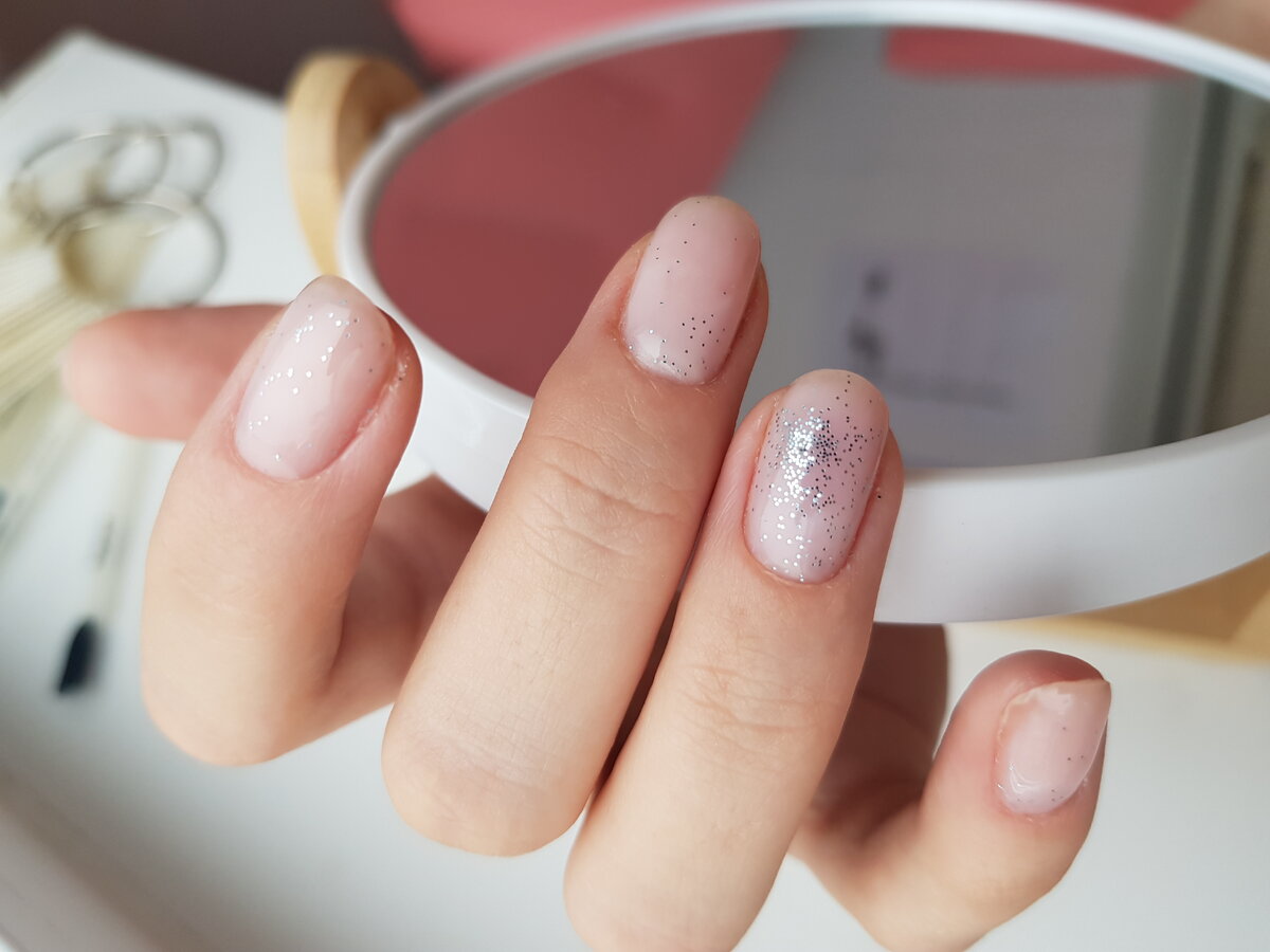 Руки автора)