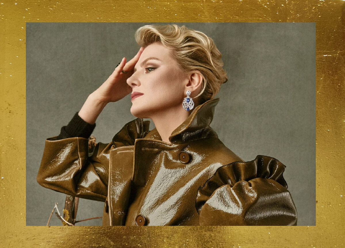 Рената Литвинова родилась 12 января 1967 года - российская актриса театра и кино, кинорежиссёр, сценарист и телеведущая. Знак Зодиака - Козерог.