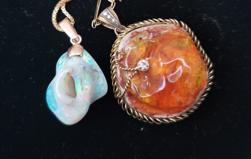 благородные опалы