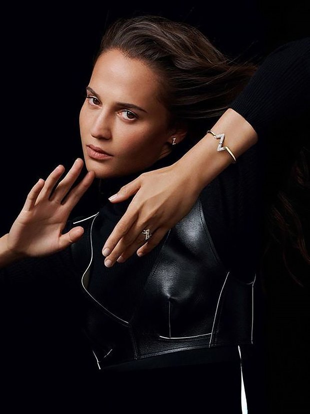    Реклама Louis Vuitton с актрисой Алисией Викандер. Фото: Louis Vuitton