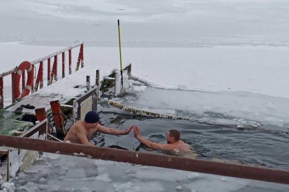    В соревнованиях «моржей» в Тюмени приняли участие 150 спортсменов