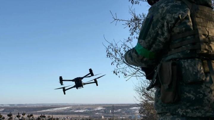 Постоянные изменения погодных условий не дают возможности развернуть большое наступление ни на одном из участков линии фронта.-4