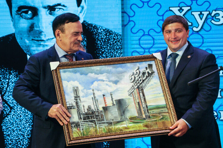    Беляев рассказал, что никогда не думал, что он будет государственным служащим. «У меня заточка была — бизнес, предприятия, корпорации…» — поделился он Фото: «БИЗНЕС Online»