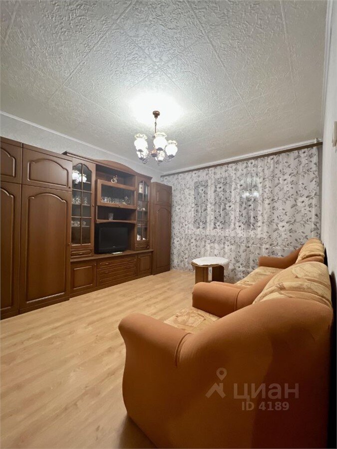 За 60 тысяч рублей в декабре можно было снять двушку у м. Алтуфьево площадью 63 кв. м. или...
Фото: cian.ru