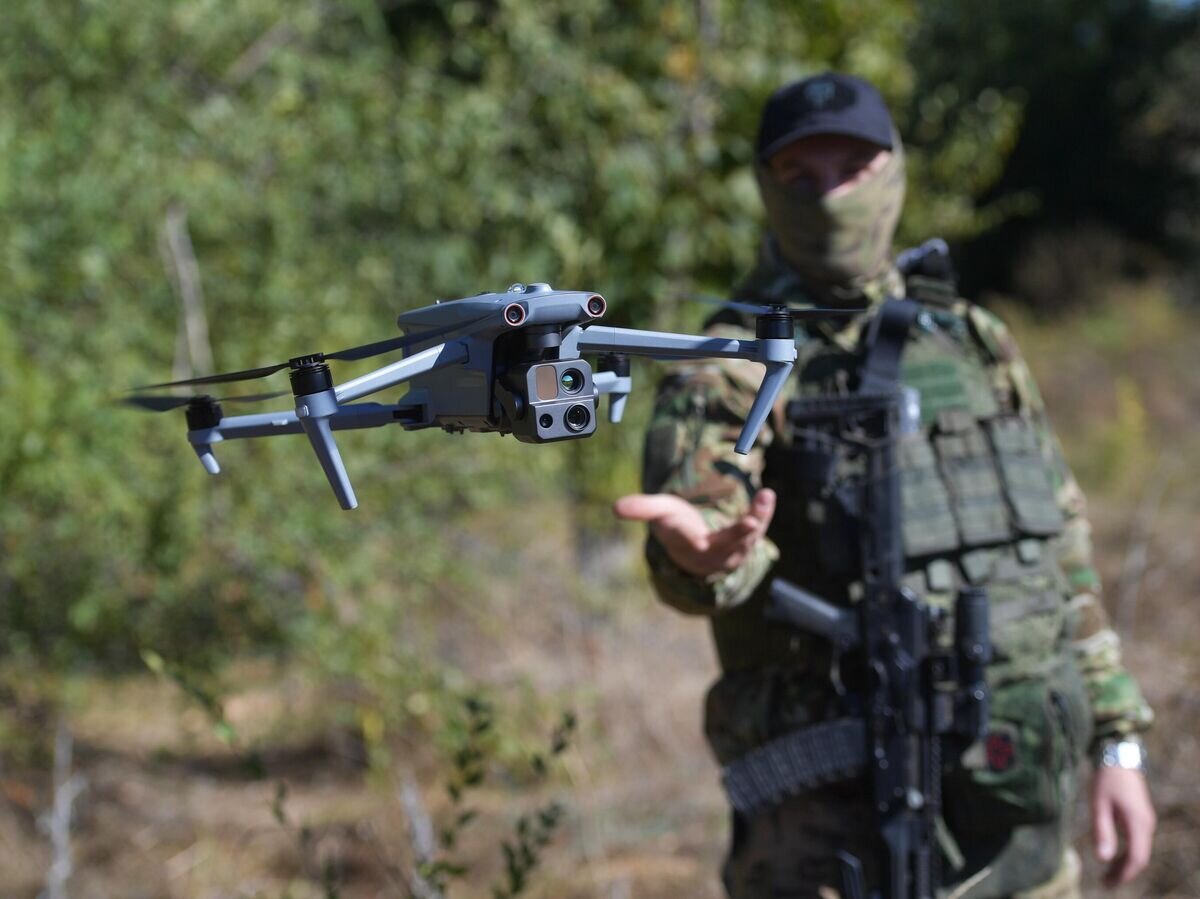    Корректировка огня танковых подразделений с помощью БПЛА в зоне СВО© РИА Новости / Павел Лисицын